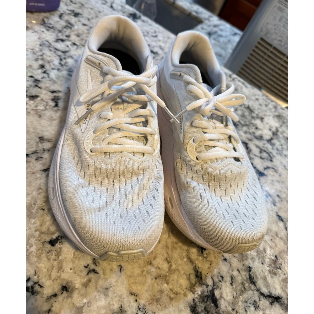 Brooks Ghost Max - image 3